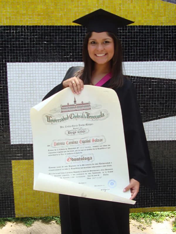 Dra. Patricia Español en la recepción del consultorio